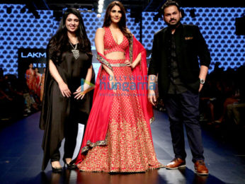 Vaani Kapoor walks for RVA at Lakme Fashion Week 2017