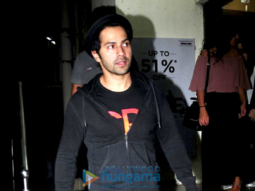 Varun Dhawan hosts a special screening of Judwaa 2’s trailer for Natasha Dalal