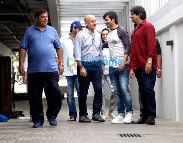 varun dhawan and family snapped post david dhawans birthday lunch at hakkasan 2