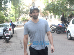 Aditya Roy Kapur snapped at Mohit Suri’s office in Bandra