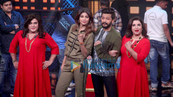 Shilpa Shetty and Riteish Deshmukh snapped on the sets of Lip Sing Battle
