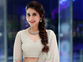 Raashi Khanna's glamorous photoshoot