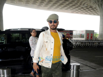 Aamir Khan, Kareena Kapoor Khan, Irrfan Khan snapped at the airport