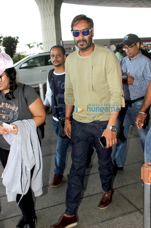 ajay tamannaah and karan singh snapped at the airport 5