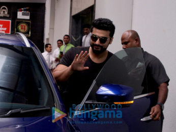 Arjun Kapoor spotted at Ashutosh Gowariker's office in Khar