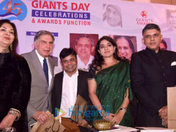 Celebs grace 45th Giant Day Awards function and celebrations