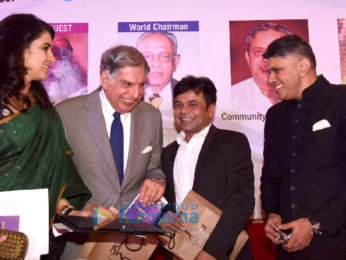 Celebs grace 45th Giant Day Awards function and celebrations
