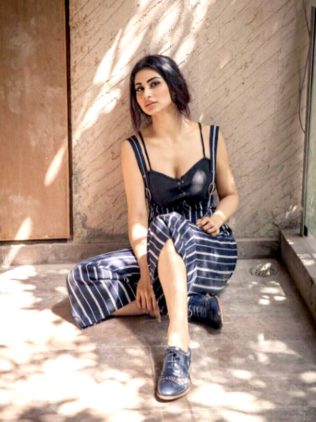 HOT! Mouni Roy looks ultra-sizzling in these pictures : Bollywood News -  Bollywood Hungama