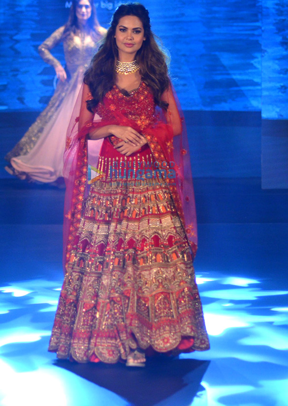 hrithik esha nidhhi walk at tech fashion tour season 3 2