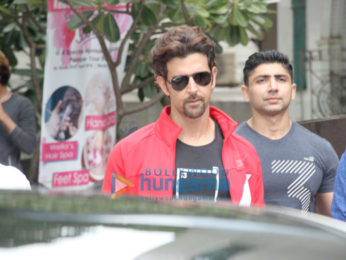 Hrithik Roshan snapped at Akro Gym