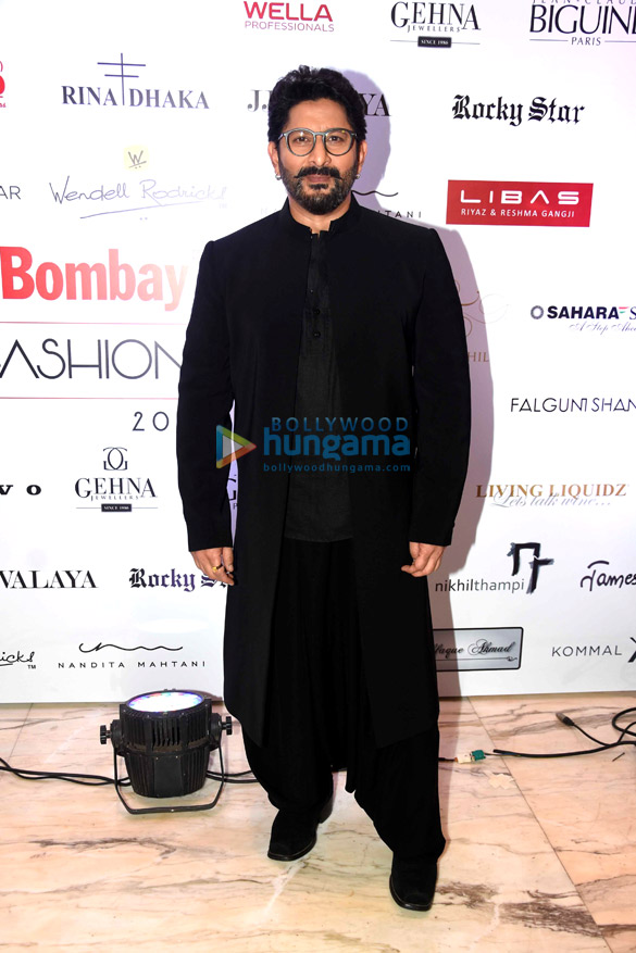 kiara harshvardhan shriya divya at bombay times fashion week 29