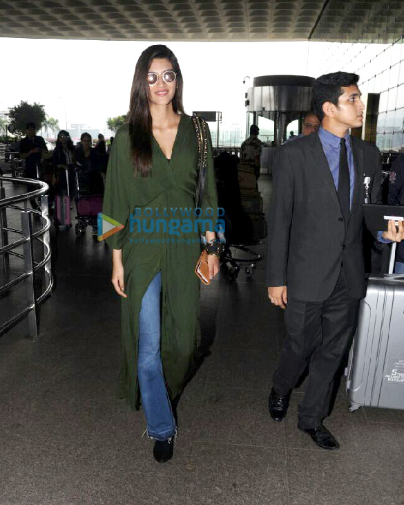 kriti sanon off to delhi 4