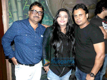 Lyricist Kumaar celebrates his birthday with friends and relatives
