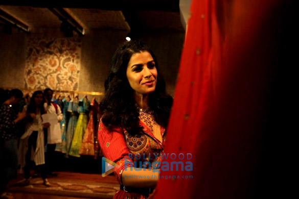 nimrat kaur unveils ritu kumars festive winter campaign at her kala ghoda store in mumbai 3