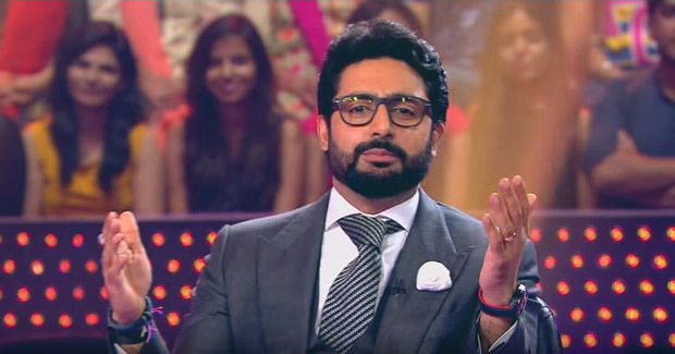 OMG! Abhishek Bachchan couldn’t answer a question on football on this show and his father is surprised (1)