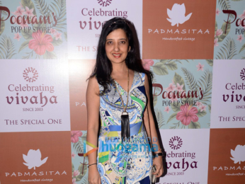 Padmini Kolhapure, Poonam Dhillon launch their Fall Winter collection at Celebrating Vivaha 2017