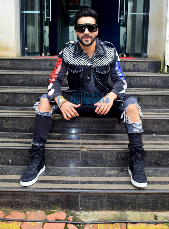 promotion of judwaa 2 on the sets of dance finale 7