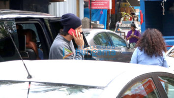 Ranbir Kapoor spotted at a clinic in Bandra