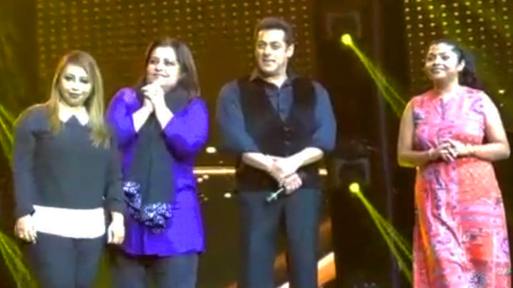 Salman Khan’s Special Gesture For His Female Fans | Dabangg Tour UK Salman Khan’s Special Gesture For His Female Fans | Dabangg Tour UK