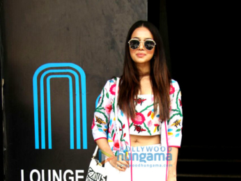 Sana Khan and Aditi Rao Hydari snapped at a lounge