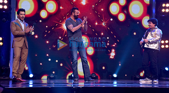 sanjay dutt meets the contestants of sa re ga ma pa lil champs 3