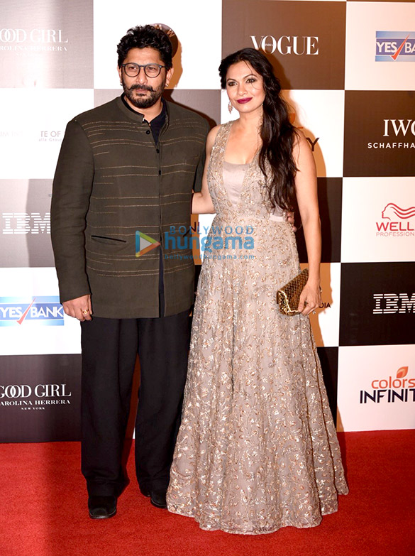 shah rukh khan aishwarya rai bachchan and others grace vogue women of the year awards 2017 12