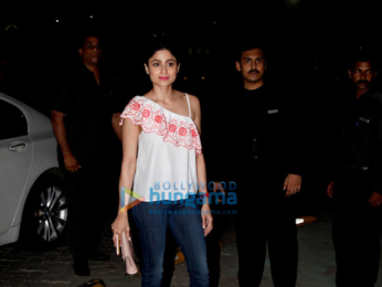 Shilpa Shetty & Shamita Shetty snapped at Yauatcha in Bandra