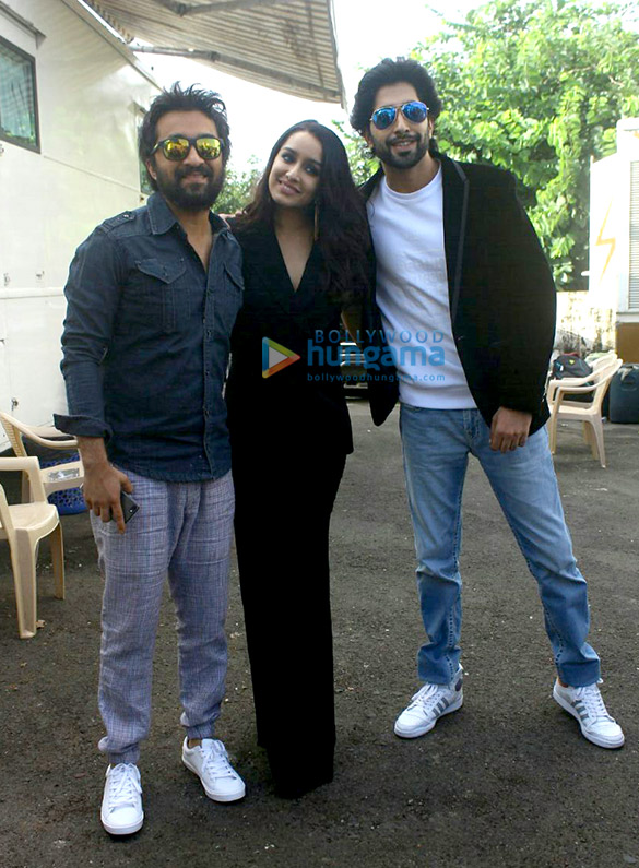 shraddha kapoor siddhanth kapoor ankur bhatia promote haseena parker on the sets of dance 7