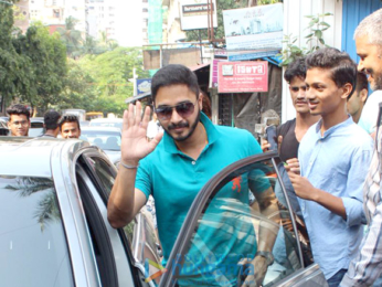 Shreyas Talpade snapped at a clinic in Bandra