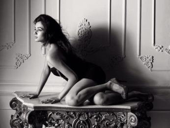 HOTNESS: Sonal Chauhan raises the temperature in this sultry photoshoot HOTNESS: Sonal Chauhan raises the temperature in this sultry photoshoot