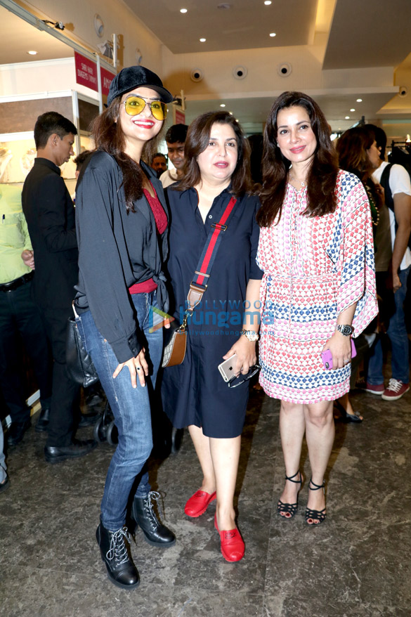sridevi ahan shetty mana shetty snapped at araaish launch 2 2