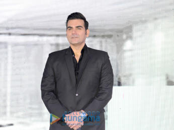 Sunny Leone & Arbaaz Khan launch the poster of 'Tera Intezaar'