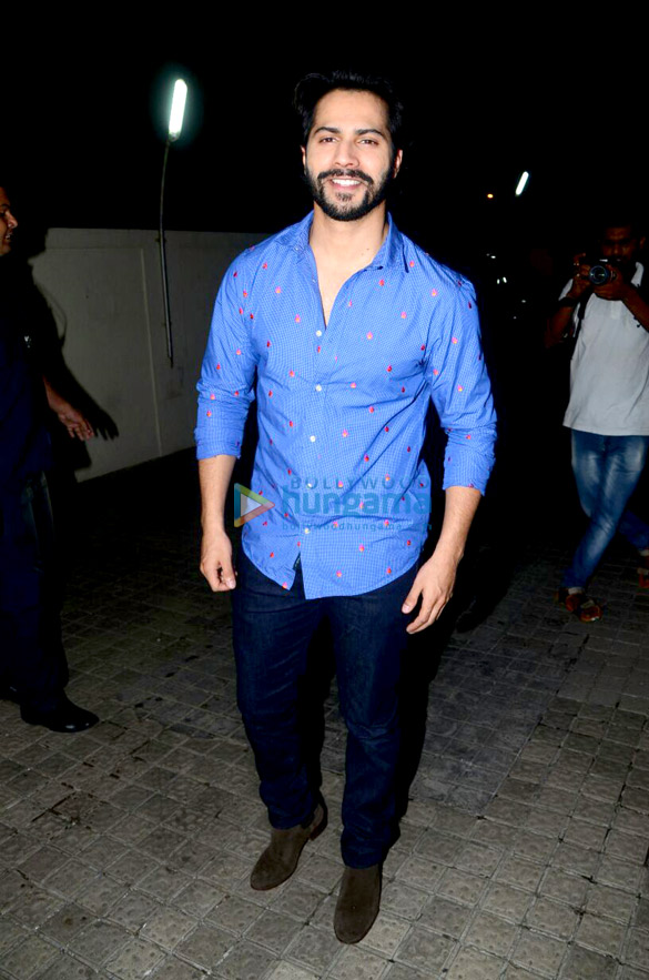 Varun Dhawan, Akshay Kumar, Alia Bhatt, Taapsee Pannu, Remo D’Souza and Kiara Advani grace the screening of Judwaa 2 at PVR Juhu Varun Dhawan, Akshay Kumar, Alia Bhatt, Taapsee Pannu, Remo D’Souza and Kiara Advani grace the screening of Judwaa 2 at PVR Juhu