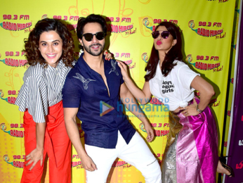 Varun Dhawan, Jacqueline Fernandez and Taapsee Pannu promote 'Judwaa 2' at 98.3 FM Radio Mirchi