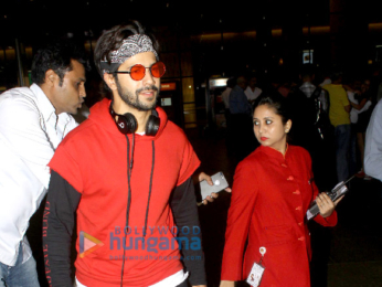 Varun Dhawan and Richa Chadda snapped at the airport
