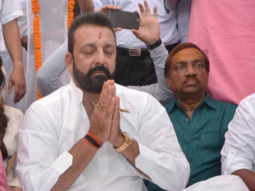 Sanjay Dutt performs ‘shraadh’ of Sunil Dutt in Varanasi