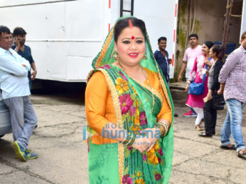 Zareen Khan snapped on the sets of Comedy Dangal