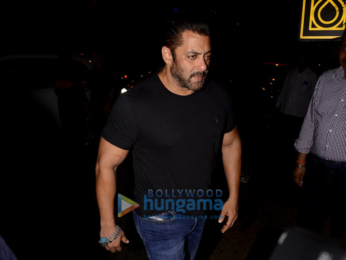 Baba Dewan's star-studded Diwali bash