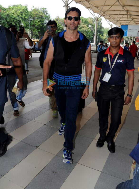 Hrithik Roshan, Sussanne Khan and their children spotted heading to Goa