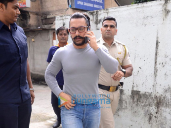 Aamir Khan snapped in South Mumbai