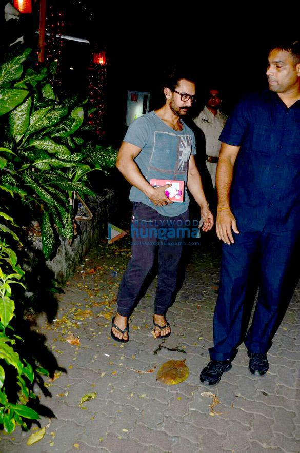 aamir khan spotted after a spa session 1