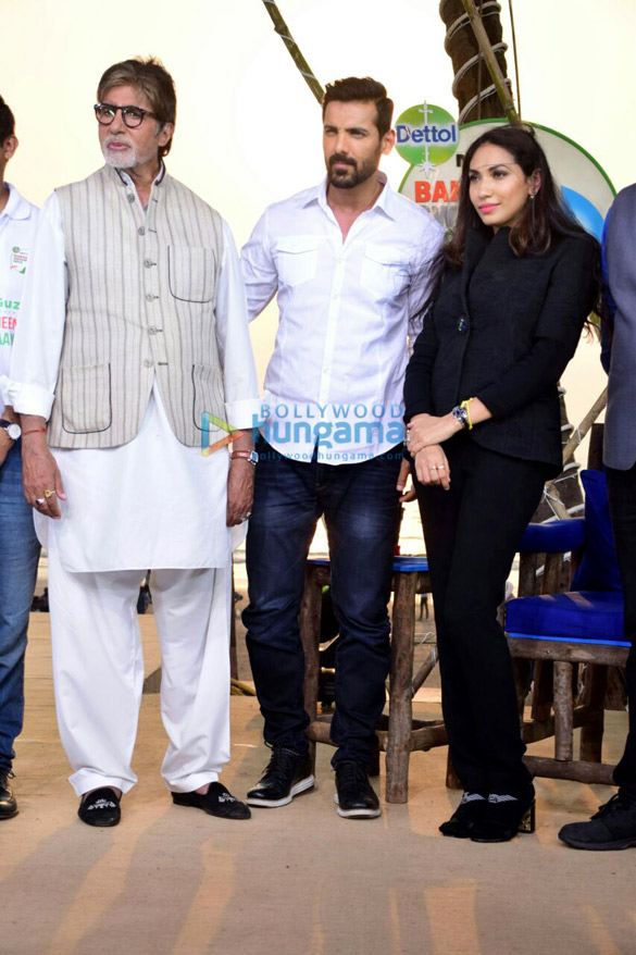 amitabh anupam and kailash attend the ndtv cleanathon 11