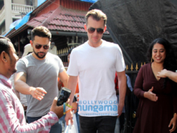 Brett Lee snapped at Bombay Salad Co