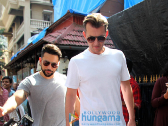 Brett Lee snapped at a Salad Corner in Bandra
