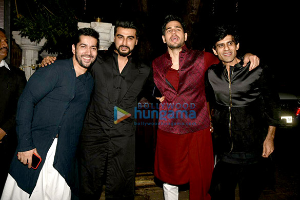 celebs grace anil kapoors diwali bash1 8