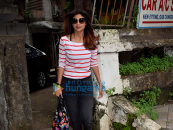 Shilpa Shetty spotted in Juhu
