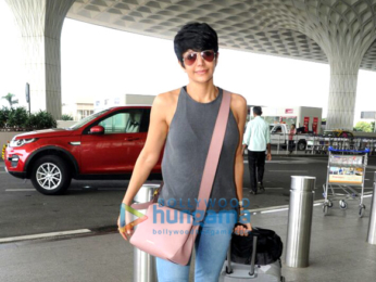 Divya Kumar Khosla and Mandira Bedi at the airport