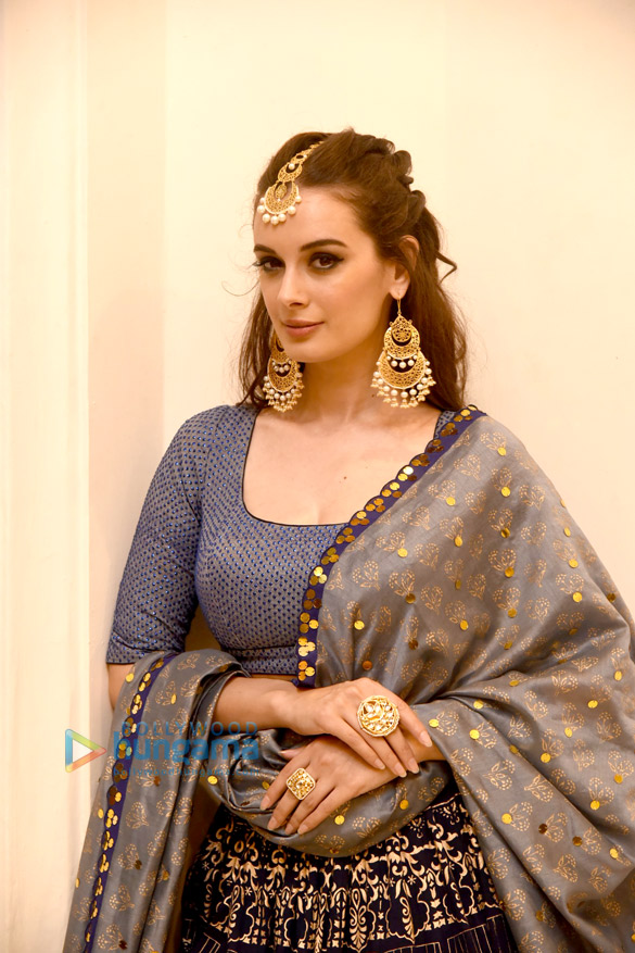 evelyn sharma snapped at the indian beach fashion week 2017 3