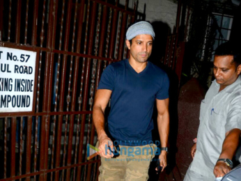 Farhan Akhtar snapped post dubbing in Bandra