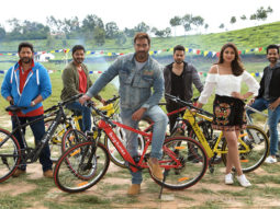 Box Office: Golmaal Again has a RECORD weekend of Rs. 87.60 cr., set to challenge Raees, Judwaa 2, Toilet – Ek Prem Katha lifetime in Week One